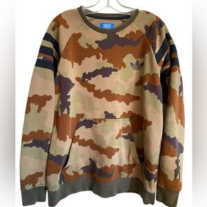 Adidas’s  men’s camouflage crew neck sweatshirt, kangaroo front pocket, sz XL